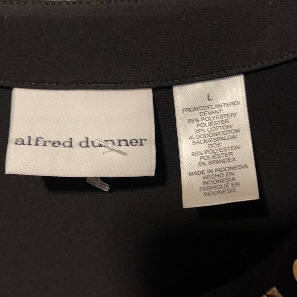 Very nice top like new - Picture 5 of 6